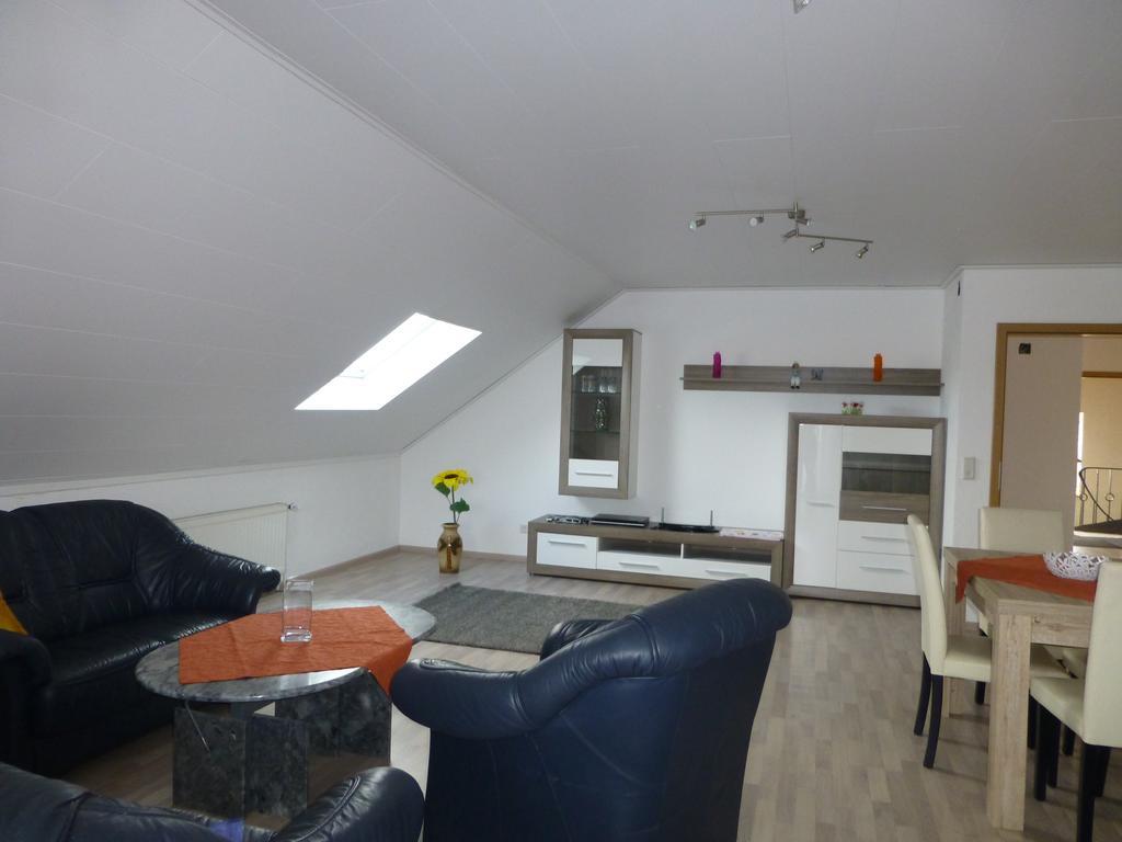 Ferienwohnung Irmgard Und Ferienwohnung Gerlinde Waldbrunn (Baden-Wurttemberg) Quarto foto